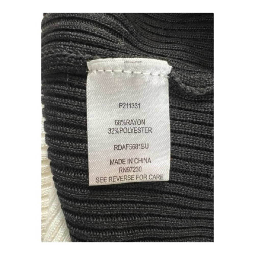 π π€π€ NWT ALMOST FAMOUS Black & White Colorblock Ribbed Sweater Dress | Sz Jr M - Picture 7 of 8
